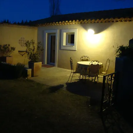 La Gueritaulde Villa La Tour-d'Aigues Exterior photo